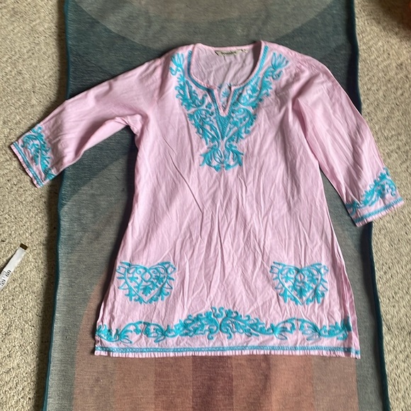 Ayurvastram Bohemian Pink and Blue Embroidered Tunic Top - Picture 5 of 9